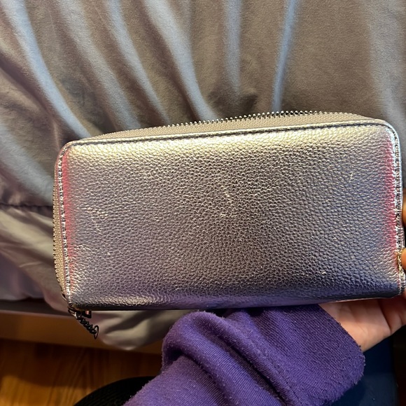 Wallet - Picture 1 of 2